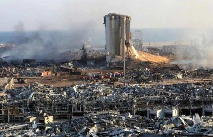 استمرار التحقيقات في انفجار مرفأ بيروت باستجواب ضابطين بارزين من الجيش في تطورات جديدة