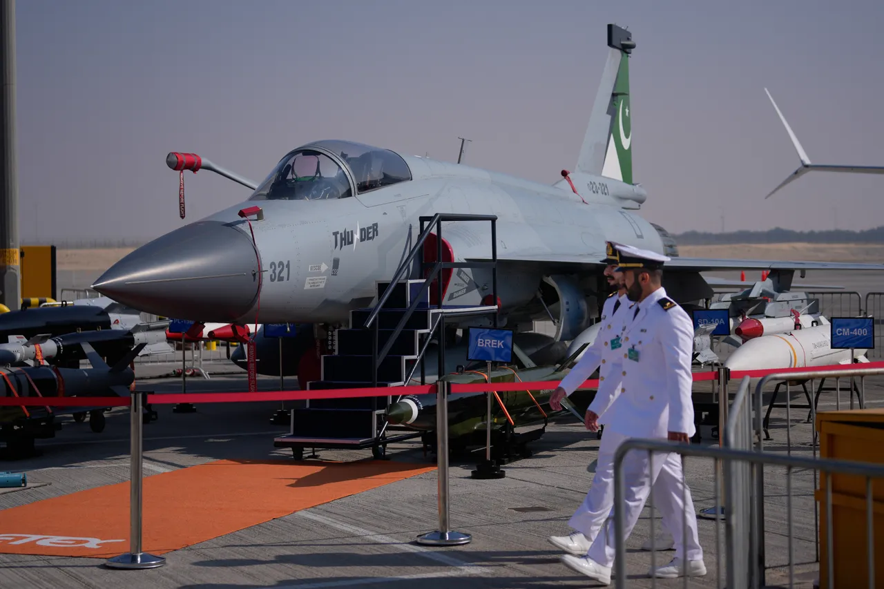 المغرب يعزز قدراته الجوية باهتمام متزايد بمقاتلات JF17 الباكستانية الحديثة