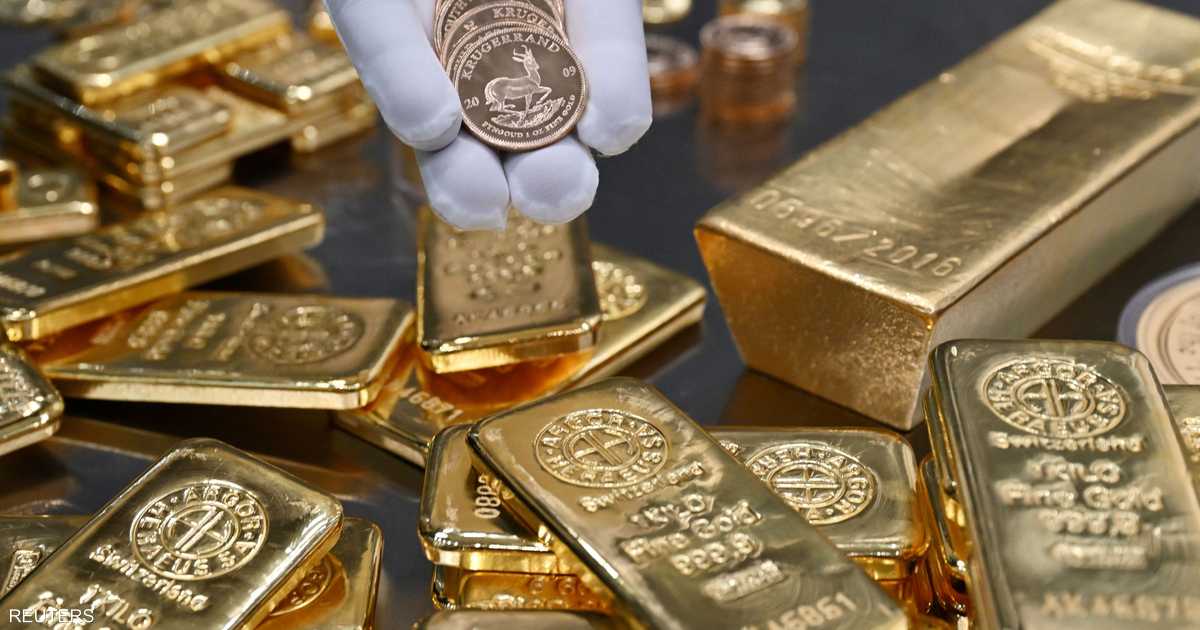 انخفاض الثقة في الأصول الأميركية يدفع أسعار الذهب نحو حاجز 5000 دولار في تحول اقتصادي كبير