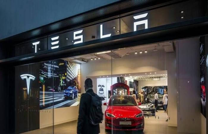 تسلا تحقق أكبر مكاسب من قرار كندا بإلغاء رسوم السيارات الكهربائية الصينية مما يعزز موقعها في السوق العالمي