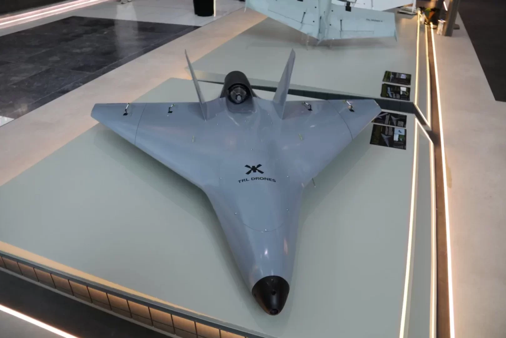 تشيك تكشف في معرض UMEX 2026 عن طائرة اعتراضية مسيرة فائقة السرعة تثير اهتمام العالم
