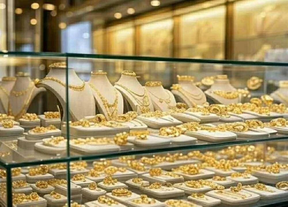 سعر الذهب عيار 21 يواصل الانخفاض اليوم الأحد 18 يناير 2026 محليًا وعالميًا مقاربات جديدة في الأسواق