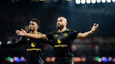 مانشستر يونايتد ينتزع الفوز من آرسنال في قمة الدوري الإنجليزي الممتاز