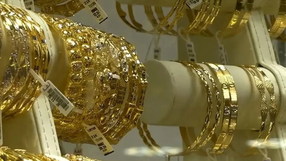 مفاجأة في سعر الجنيه الذهب ارتفاع غير مسبوق مع ثبات سعر عيار 21 جنيه